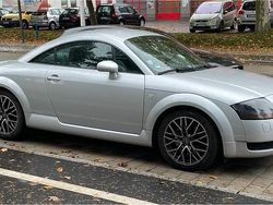 Silber Gebraucht 2002 Audi TT Coupé | 8.999 €