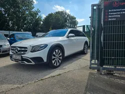 Weiß Gebraucht 2017 Mercedes E220 Kombi | 22.500 € (Superpreis)