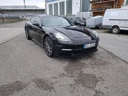 Schwarz Gebraucht 2018 Porsche Panamera 4S Limousine | 44.999 €