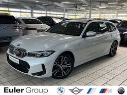 Weiss Gebraucht 2024 BMW 330 Performance Kombi | 39.780 € (Superpreis)
