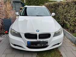 Weiß Gebraucht 2012 BMW 316 Kombi | 8.200 € (Fairer Preis)