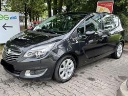 Schwarz Gebraucht 2015 Opel Meriva Edition Van / Kleinbus | 4.199 € (Fairer Preis)