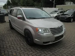 Silber Gebraucht 2009 Chrysler Grand Voyager Limited Van / Kleinbus | 7.900 € (Guter Preis)