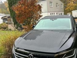 Schwarz Gebraucht 2020 VW Touareg R-line SUV | 33.000 € (Guter Preis)