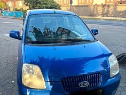 Blau Gebraucht 2004 Kia Picanto Kleinwagen | 1.800 € (Teuer)