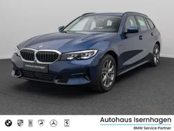 Phytonicblauc1mschwarz Gebraucht 2022 BMW 330e Sport Line Limousine | 24.499 €