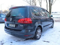 Grau Gebraucht 2011 VW Sharan Van / Kleinbus | 12.000 € (Etwas zu teuer)
