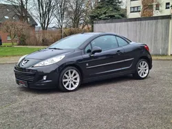 Schwarz Gebraucht 2010 Peugeot 207 CC Roland Garros Cabrio | 4.999 € (Fairer Preis)