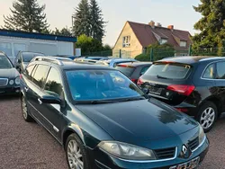 Grün Gebraucht 2007 Renault Laguna III Kombi | 2.999 € (Fairer Preis)
