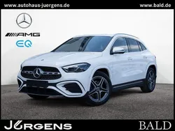 Unilack polarweiss Gebraucht 2024 Mercedes GLA200 AMG SUV | 40.490 € (Fairer Preis)