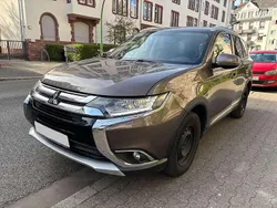 Granitbraun (m) Gebraucht 2016 Mitsubishi Outlander Plus SUV | 12.500 € (Fairer Preis)