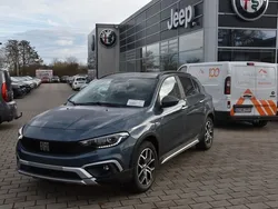 Blau Neu 2024 Fiat Tipo Cross Limousine | 26.990 € (Teuer)