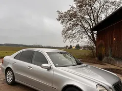 Silber Gebraucht 2004 Mercedes E320 Limousine | 7.400 €