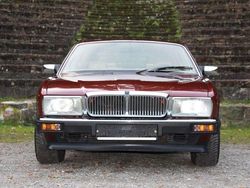 Rot Gebraucht 1991 Jaguar XJ40 Limousine | 29.999 €