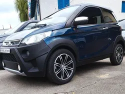 Blau Gebraucht 2017 Aixam Crossover Premium | 9.990 €