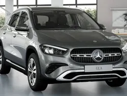 Grau Gebraucht 2024 Mercedes GLA250 AMG line SUV | 45.650 € (Fairer Preis)
