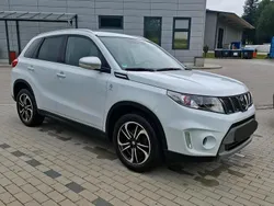 Weiß Gebraucht 2018 Suzuki Vitara SUV | 11.900 € (Etwas zu teuer)