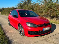 Rot Gebraucht 2011 VW Golf VI Edition Kleinwagen | 14.000 € (Teuer)