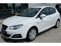 Candyweiß Gebraucht 2010 Seat Ibiza Style Limousine | 1.990 € (Guter Preis)