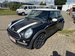 Schwarz Gebraucht 2003 Mini Cooper Kleinwagen | 899 €