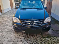 Schwarz Gebraucht 2007 Mercedes ML280 SUV | 7.500 € (Guter Preis)