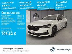 Kristallweiß uni Gebraucht 2025 Skoda Superb SportLine Kombi | 59.950 €