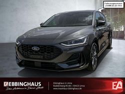 Grau Neu 2025 Ford Focus ST-Line Limousine | 27.999 € (Fairer Preis)