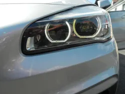 Grau Gebraucht 2015 BMW 218 Active Tourer Van / Kleinbus | 9.995 € (Guter Preis)