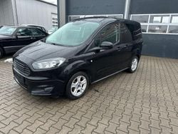 Schwarz Gebraucht 2017 Ford Tourneo Courier Trend Van / Kleinbus | 8.750 € (Superpreis)