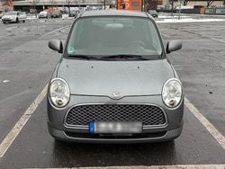 Grau Gebraucht 2008 Daihatsu Trevis Kleinwagen | 2.850 €