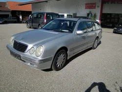 Silber Gebraucht 2000 Mercedes 240 Limousine | 2.500 € (Fairer Preis)