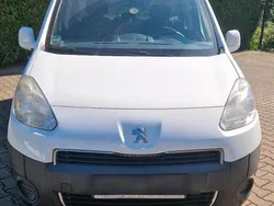 Weiß Gebraucht 2012 Peugeot Partner Van / Kleinbus | 3.999 €
