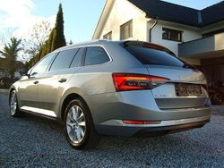 Grau Gebraucht 2020 Skoda Superb Style Kombi | 15.950 € (Teuer)