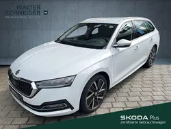 Moonweiss metallic Gebraucht 2021 Skoda Octavia Style Kombi | 23.350 € (Fairer Preis)
