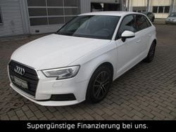 Weiß Gebraucht 2018 Audi A3 Sport Limousine | 14.490 € (Guter Preis)