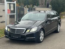 Schwarz Gebraucht 2011 Mercedes E200 Avantgarde Kombi | 8.500 € (Fairer Preis)