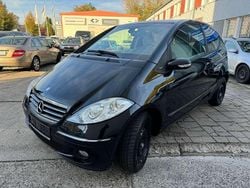 Kosmosschwarz metalliclack Gebraucht 2008 Mercedes A150 Avantgarde Kleinwagen | 3.300 € (Teuer)