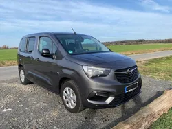 Grau Gebraucht 2023 Opel Combo Life Elegance Van / Kleinbus | 24.000 € (Fairer Preis)