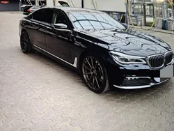 Blau Gebraucht 2017 BMW 730L Limousine | 29.500 € (Guter Preis)