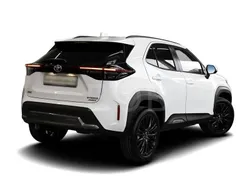Weiss Gebraucht 2023 Toyota Yaris Cross SUV | 27.448 € (Superpreis)