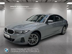 Grau Gebraucht 2024 BMW 318 Shadowline Limousine | 32.580 € (Superpreis)