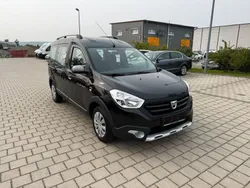 Schwarz Gebraucht 2016 Dacia Dokker Stepway Van | 7.490 € (Fairer Preis)