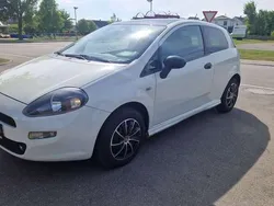 Colore esterno Gebraucht 2015 Fiat Punto Pop Kleinwagen | 4.799 € (Fairer Preis)