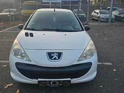 Weiß Gebraucht 2011 Peugeot 206+ Kleinwagen | 900 € (Superpreis)