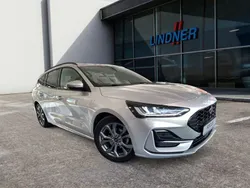 Silber Gebraucht 2023 Ford Focus ST-Line X Limousine | 26.690 € (Teuer)