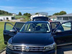 Schwarz Gebraucht 2019 VW Tiguan Allspace Highline SUV | 31.200 € (Etwas zu teuer)