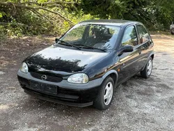 Schwarz Gebraucht 1999 Opel Corsa Edition Limousine | 1.450 € (Fairer Preis)