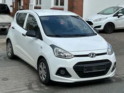 Weiß Gebraucht 2016 Hyundai i10 Basis Kleinwagen | 4.500 € (Fairer Preis)