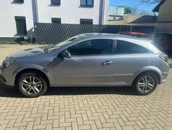 Opel Astra GTC
