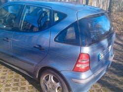 Grau Gebraucht 2002 Mercedes A140 Classic Van / Kleinbus | 700 € (Superpreis)
